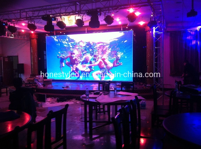 Good Price Outdoor Large LED Board Full Color LED Screen Video Wall P2.5 LED Advertising Panel Rental LED Display