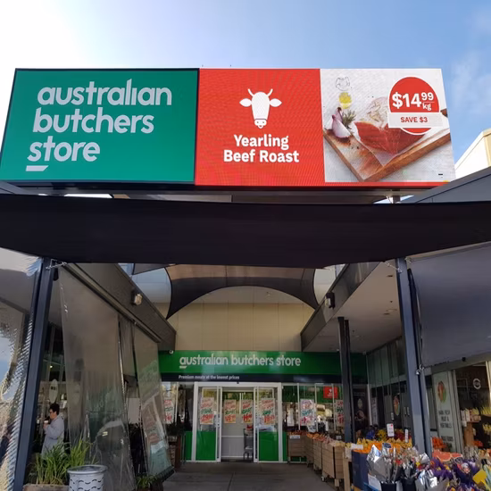 P 10 LED-Außenwand mit festem Bildschirm, energiesparende LED-Anzeige für den Außenbereich